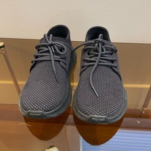 Vessi Shoes in size 6. Excellent condition.